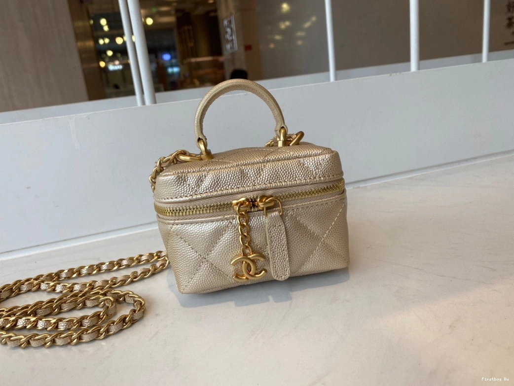 Firstbag Ru WITH CHANEL CHAIN VANITY SMALL 0825